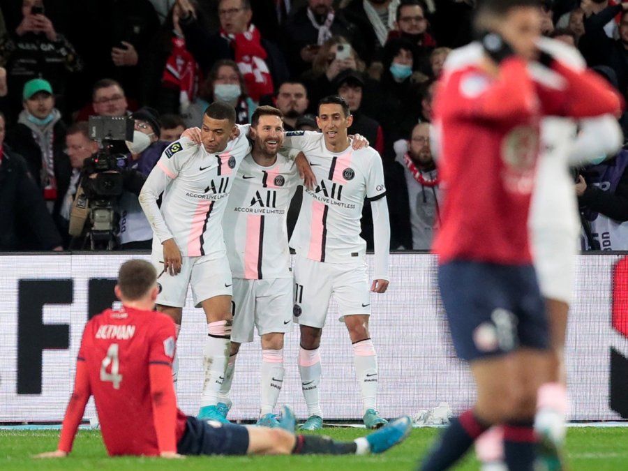 Lionel Messi marcó un tanto y brindó una asistencia en la goleada 5-1 de Paris Saint-Germain como visitante ante Lille.