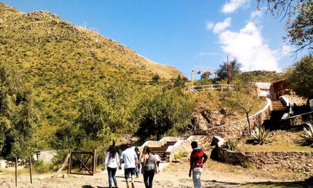 Villa Allende, cuenta con atractivos históricos y se encuentra muy cerca de uno de los cerros más lindos de Córdoba. Villa Allende, cuenta con atractivos históricos y se encuentra muy cerca de uno de los cerros más lindos de Córdoba.