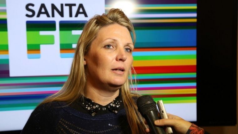 Limitarán sueldos de funcionarios provinciales