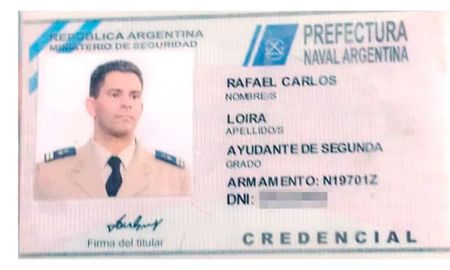 Loira murió como consecuencia de los balazos recibidos, mientras que los ladrones escaparon sin concretar el robo. Loira murió como consecuencia de los balazos recibidos, mientras que los ladrones escaparon sin concretar el robo.