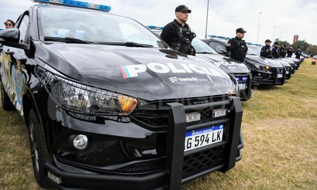 La “Ley Luciano”, tiene como objetivo que funcionarios judiciales se capaciten para evaluar jurídicamente el accionar policial en casos de presunta legítima defensa. La “Ley Luciano”, tiene como objetivo que funcionarios judiciales se capaciten para evaluar jurídicamente el accionar policial en casos de presunta legítima defensa.