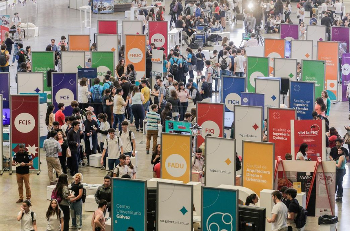 A partir del 27 al 30 de septiembre se llevará a cabo la Expocarrera 2023 en la Estación Belgrano. A partir del 27 al 30 de septiembre se llevará a cabo la Expocarrera 2023 en la Estación Belgrano.