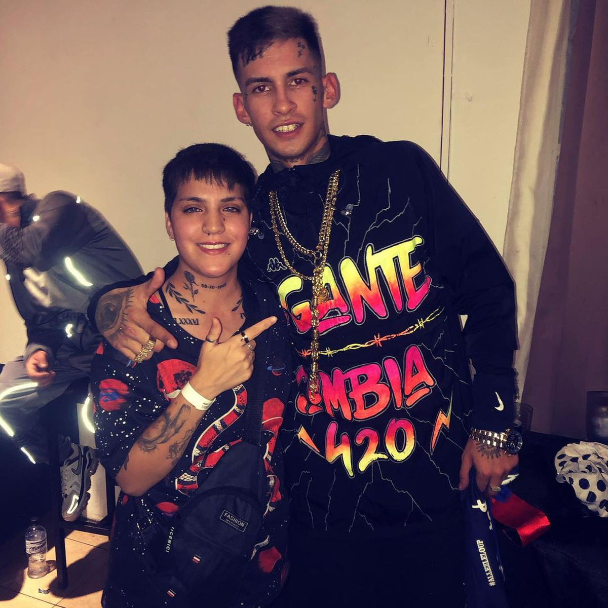 La joven de 26 años que podría ser hija de Diego Maradona compartió escenario con L-Gante. (Foto: Instagram/@eugenia_laprovittola10) 