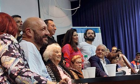 La asociación Abuelas de Plaza de Mayo anunció este viernes la recuperación de la identidad del nieto 133 y reveló que se trata del hijo de Cristina Navajas y Julio Santucho. La asociación Abuelas de Plaza de Mayo anunció este viernes la recuperación de la identidad del nieto 133 y reveló que se trata del hijo de Cristina Navajas y Julio Santucho.