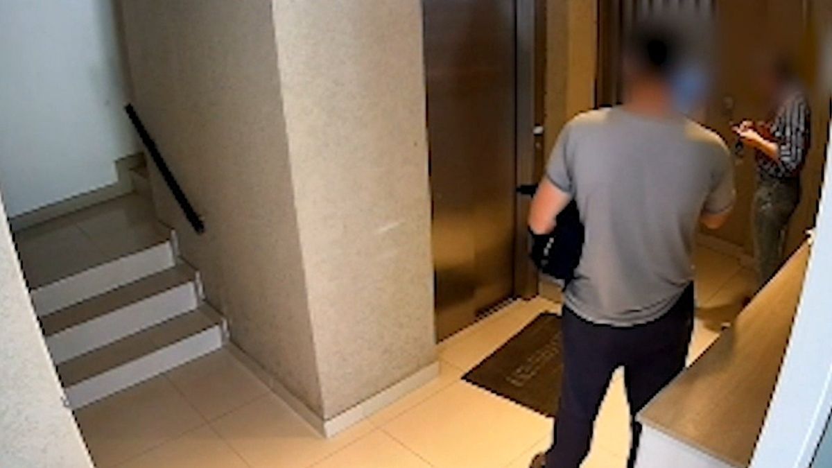 Se difundieron imágenes de las cámaras de seguridad del edificio.