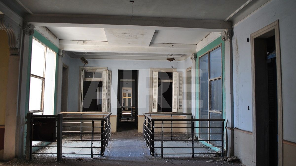 El edificio del Ritz está abandonado y en desuso desde 1995, cuando el shopping dejó de funcionar. / Gentileza: Leopoldo Ferreira.