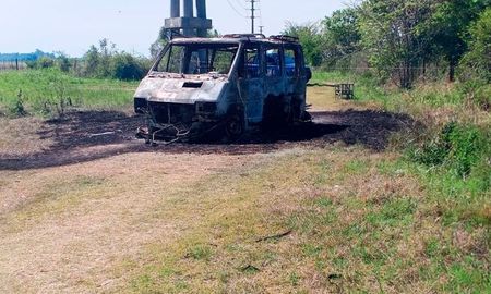 El martes 30 de septiembre pasado, una camioneta incinerada apareció a pocos kilómetros de la Autovía 19. Luego se corroboró la presencia de restos humanos en el interior del vehículo. El martes 30 de septiembre pasado, una camioneta incinerada apareció a pocos kilómetros de la Autovía 19. Luego se corroboró la presencia de restos humanos en el interior del vehículo.