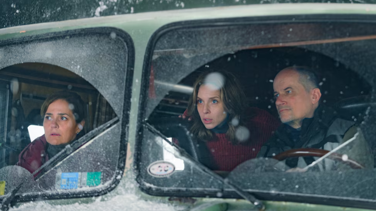 Andrea Pietra, Carla Peterson, Marcelo Subiotto en El Eternauta, Netflix. Andrea Pietra, Carla Peterson, Marcelo Subiotto en El Eternauta, Netflix.
