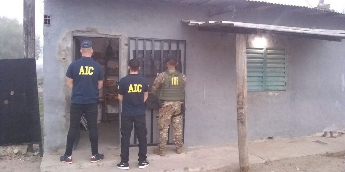 Los sospechosos fueron detenidos en allanamientos ejecutados por la AIC y la Tropa de Operaciones Especiales.&nbsp;