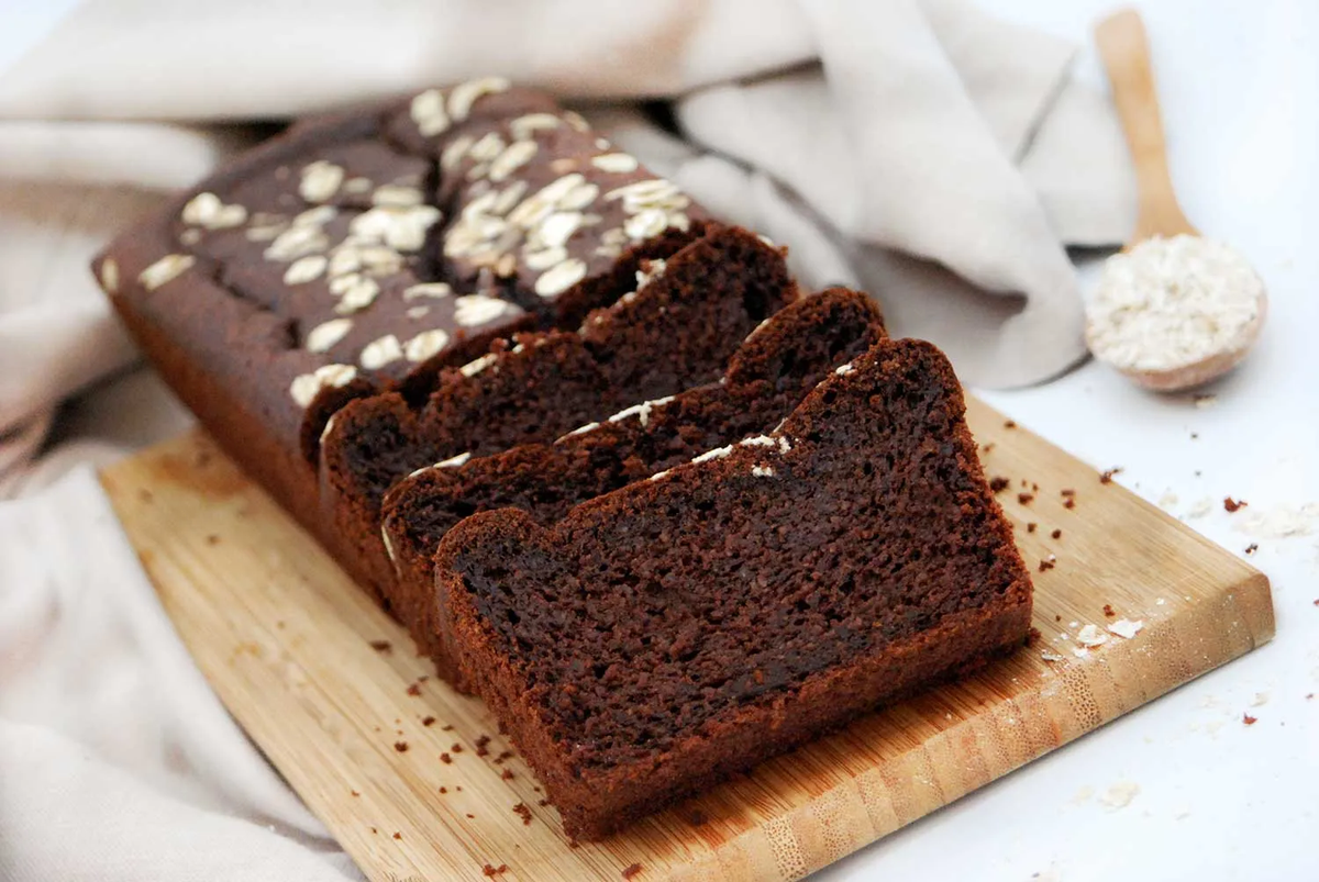 El budín de chocolate y avena es una excelente opción para acompañar el mate de la tarde. El budín de chocolate y avena es una excelente opción para acompañar el mate de la tarde.