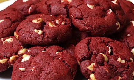 Cookies red velvet: la receta tendencia ideal para hacer en casa, de forma fácil. Cookies red velvet: la receta tendencia ideal para hacer en casa, de forma fácil.