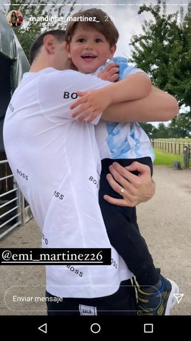 Dibu Martínez y Santi.