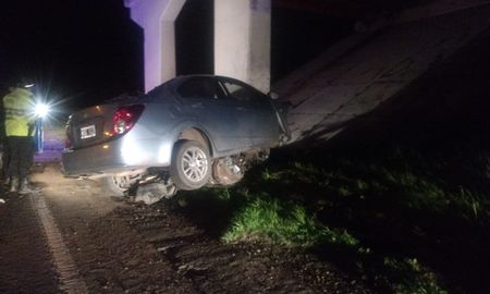 Accidente fatal en la autopista Santa Fe - Rosario: murió un hombre de 30 años tras chocar contra un puente Accidente fatal en la autopista Santa Fe - Rosario: murió un hombre de 30 años tras chocar contra un puente