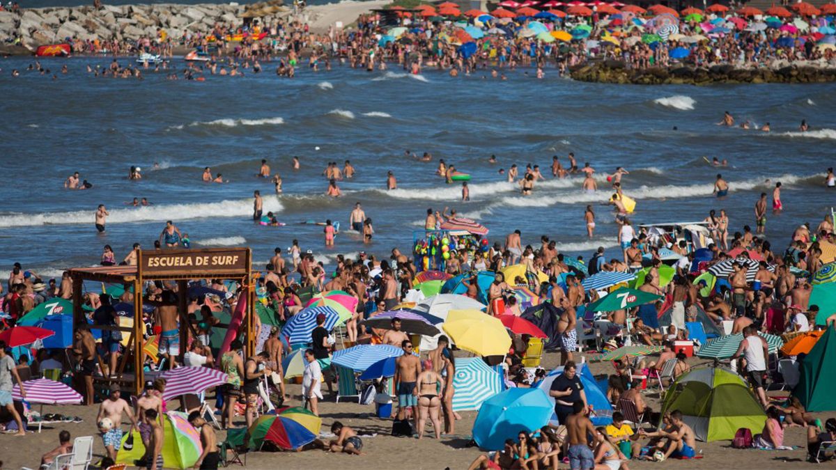 Cerca de 1.300.000 turistas eligieron en enero la costa argentina