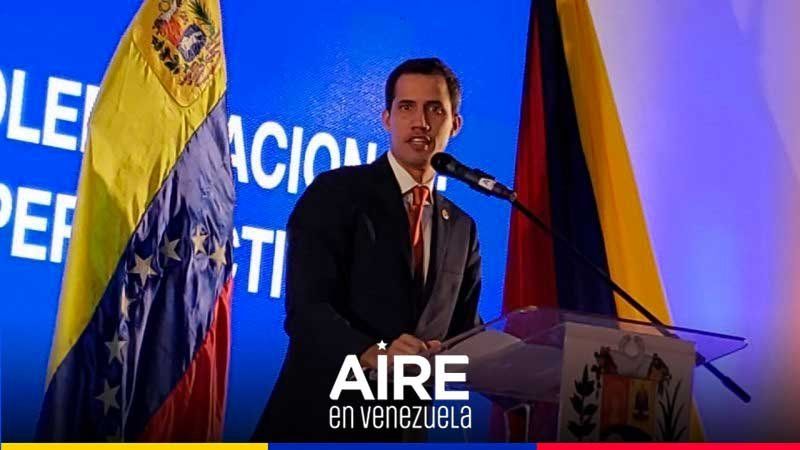 Cerca de Juan Guaidó en Caracas
