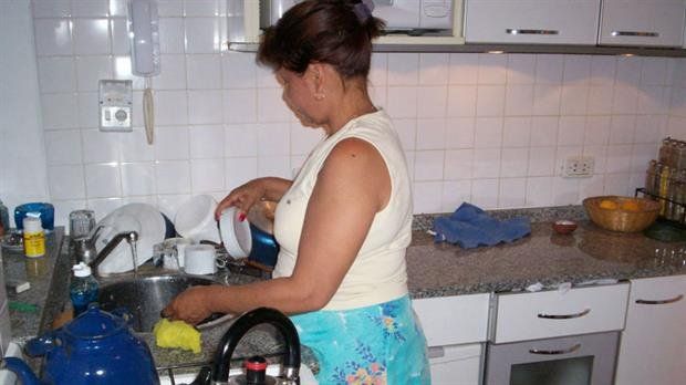 Cómo evolucionó el sueldo de las empleadas domésticas respecto a la inflación