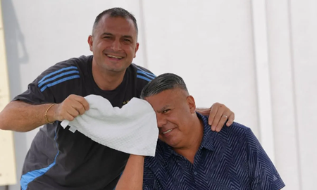 Viral: El posteo de Luciano Nakis tras las críticas por el polémico video con Chiqui Tapia en la Copa América. Viral: El posteo de Luciano Nakis tras las críticas por el polémico video con Chiqui Tapia en la Copa América.