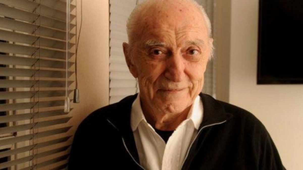 Cacho Fontana fue vacunado contra el coronavirus: Está muy bien y contento