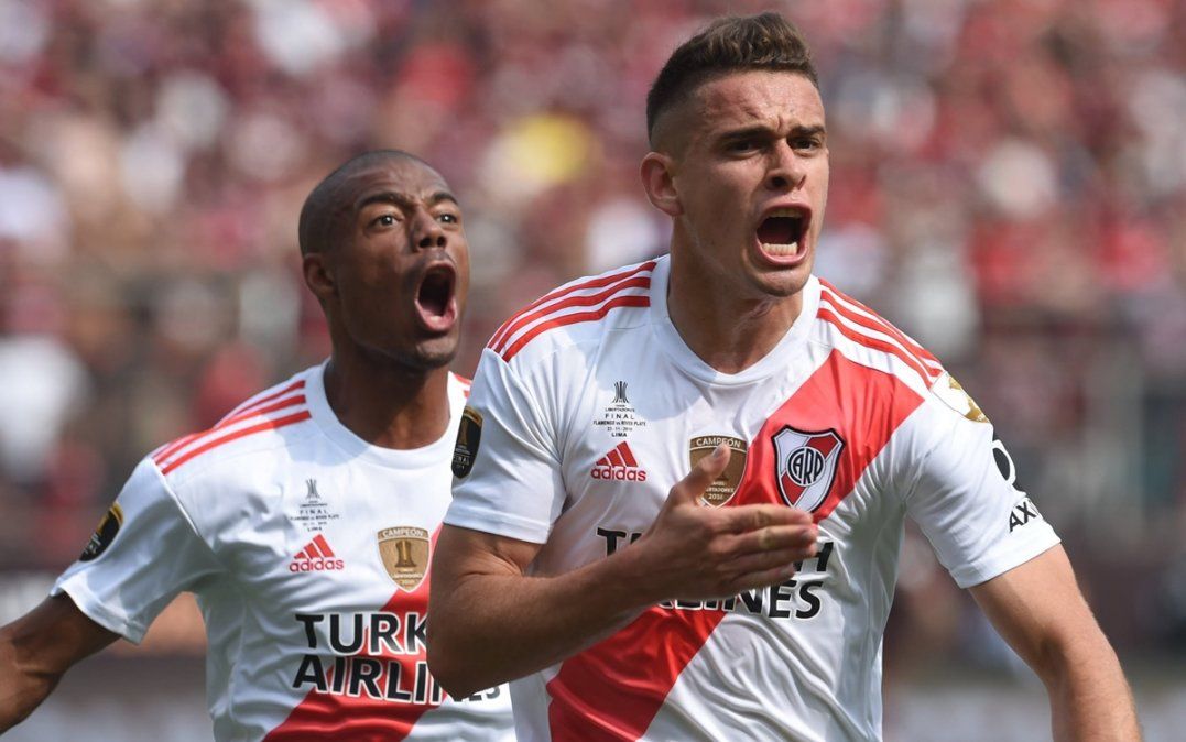 Flamengo se durmió y Santos Borré facturó