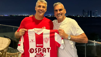 Mientras Unión busca técnico, Hernán Crespo fue ofrecido a otra institución