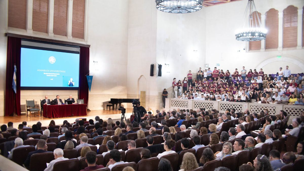 Consultada sobre su elección como rectora, Tarabella sostuvo que no se trató de un hecho aislado, sino de un proceso institucional. Consultada sobre su elección como rectora, Tarabella sostuvo que no se trató de un hecho aislado, sino de un proceso institucional.