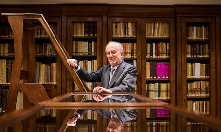 el director de la rae recicibio el premio liber 2024 al autor hispanoamericano mas destacado el director de la rae recicibio el premio liber 2024 al autor hispanoamericano mas destacado