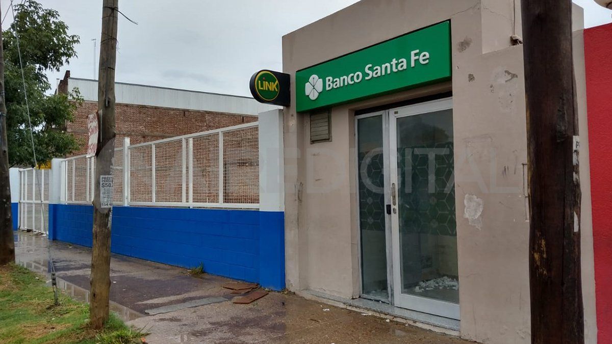 Al arribo del personal policial uno de los hombres se contraba en la puerta y el otro