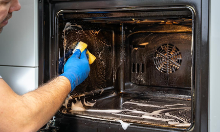 Cómo limpiar tu horno: los consejos que nunca fallan Cómo limpiar tu horno: los consejos que nunca fallan
