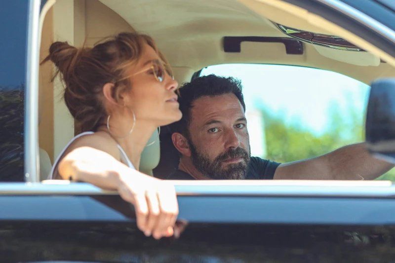 Jennifer Lopez y Ben Affeck buscan un hogar.