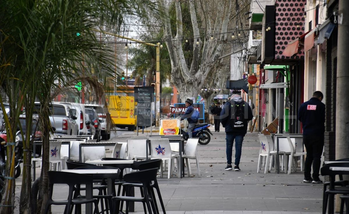En Villa Gobernador Gálvez viven unas 100.000 personas.
