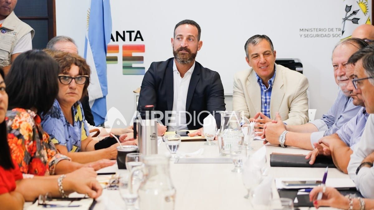 Paritaria docente: la oferta del gobierno está lejos de la demanda de los gremios y peligra el comienzo de clases