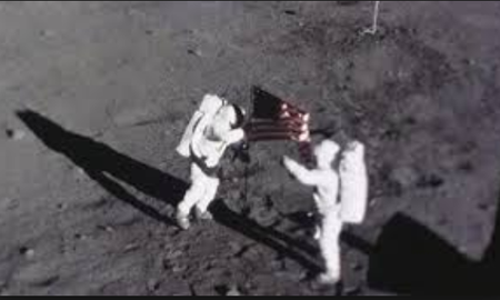 La tenebrosa historia de la tripulación que viajó por primera vez a la Luna