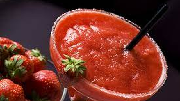 Cómo preparar un daiquiri de frutilla: fácil, delicioso y hecho en casa