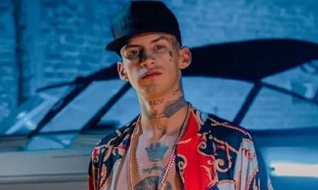 L-Gante tiene contacto con Los Monos hace tiempo. En un celular secuestrado de la celda de Pupito Avalle, en el penal de Ezeiza, se encontraron audios que el cantante le envió al narco que planeó los ataques a medios de Rosario. L-Gante tiene contacto con Los Monos hace tiempo. En un celular secuestrado de la celda de Pupito Avalle, en el penal de Ezeiza, se encontraron audios que el cantante le envió al narco que planeó los ataques a medios de Rosario.