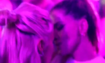 Surgió un nuevo rumor en el que se vincula a la modelo con una antigua compañera de trabajo. Surgió un nuevo rumor en el que se vincula a la modelo con una antigua compañera de trabajo.