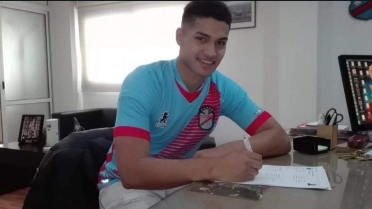 Balearon a un jugador de Arsenal con una escopeta y perdió un ojo