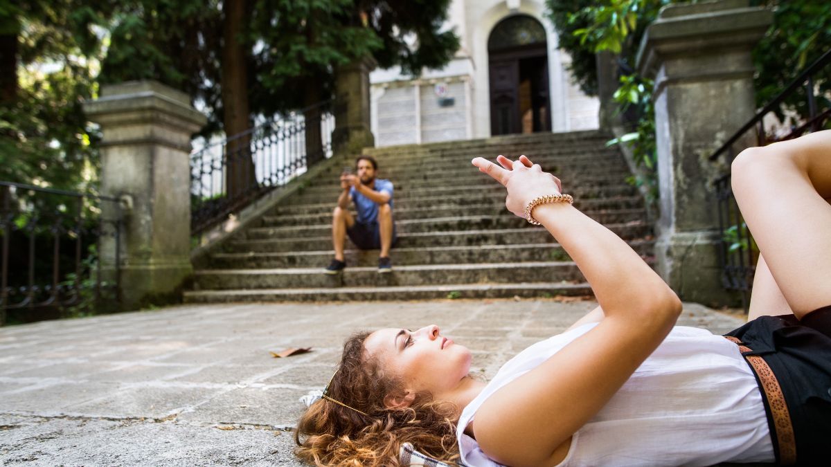 Hablar sobre el suicidio no aumenta el riesgo, por el contrario, permite que aquellos que atraviesan un sufrimiento profundo puedan expresarlo. Hablar sobre el suicidio no aumenta el riesgo, por el contrario, permite que aquellos que atraviesan un sufrimiento profundo puedan expresarlo.