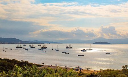 Playa en Florianópolis. Crédito: Pixabay Playa en Florianópolis. Crédito: Pixabay
