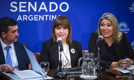 El oficialismo busca avanzar en el Senado con el proyecto de ley de inviolabilidad de la propiedad privada. El oficialismo busca avanzar en el Senado con el proyecto de ley de inviolabilidad de la propiedad privada.