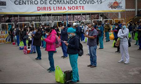 Desde el comienzo de la pandemia Perú acumuló 535.946 casos positivos y hay 26.281 muertos por la enfermedad. Desde el comienzo de la pandemia Perú acumuló 535.946 casos positivos y hay 26.281 muertos por la enfermedad.