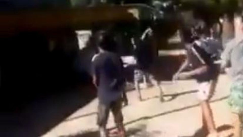 Atacaron la remisería de un hombre acusado de violar a una nena de 14 años