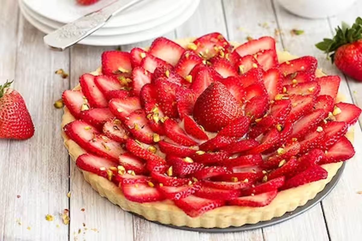 La tarta de fresas o frutilla es un clásico postre en América Latina. La tarta de fresas o frutilla es un clásico postre en América Latina.