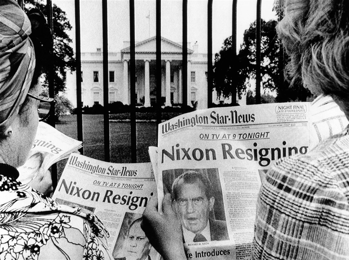 El momento en el que Richard Nixon renuncia tras el Escándalo Watergate.