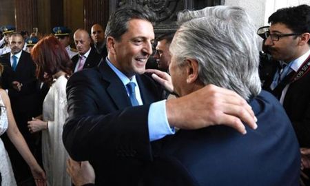 El encuentro, que duró alrededor de una hora y media, se dio en el marco de un almuerzo en la Casa Rosada. El encuentro, que duró alrededor de una hora y media, se dio en el marco de un almuerzo en la Casa Rosada.