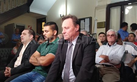 El exmandatario en el banquillo de los acusados este mediodía. El exmandatario en el banquillo de los acusados este mediodía.