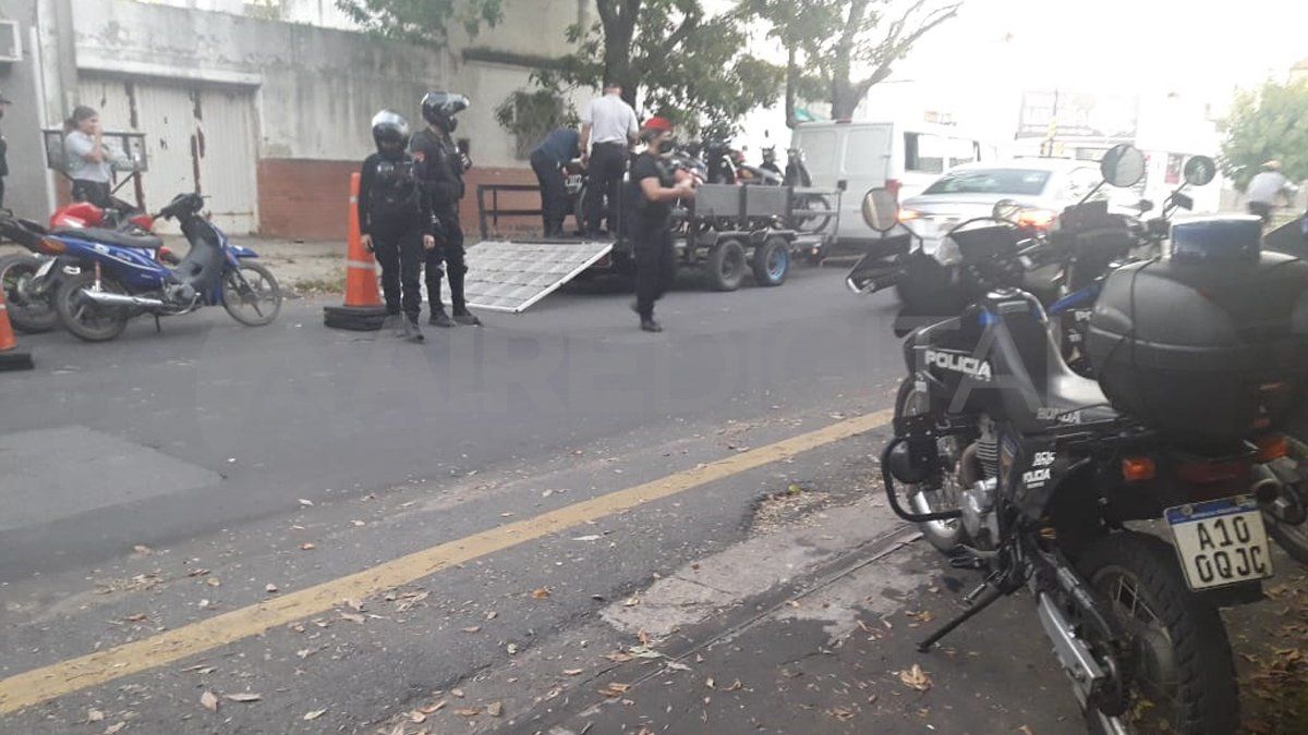 Las motos fueron derivadas al corralón municipal en donde el personal policial procede a supervisar según la numeración del cuadro, si alguna posee pedido de secuestro por algún hecho de robo.