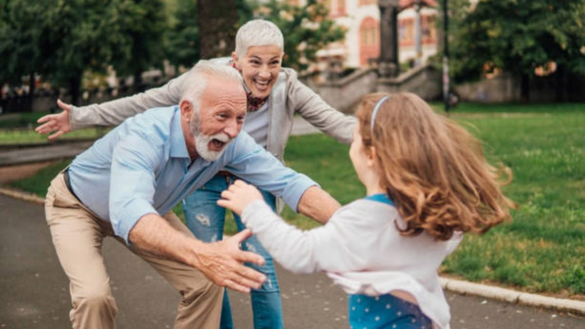 El Día de los Abuelos es la ocasión ideal para honrar a estos miembros tan importantes de la familia.