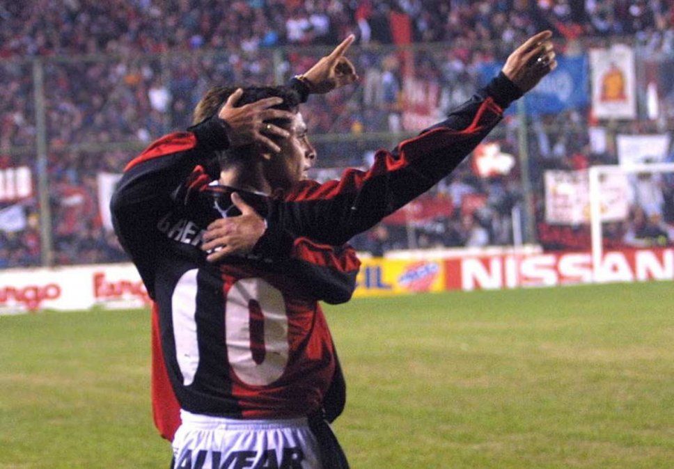 Colón volvió a las competiciones internacionales en el año 2003 Colón volvió a las competiciones internacionales en el año 2003