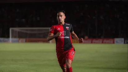 San Miguel apuntó a un jugador de Colón para el súper equipo de Sebastián Battaglia