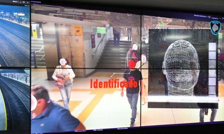 El reconocimiento facial rige en la Ciudad Autónoma de Buenos Aires (Caba) desde el 24 de abril del 2020. El reconocimiento facial rige en la Ciudad Autónoma de Buenos Aires (Caba) desde el 24 de abril del 2020.